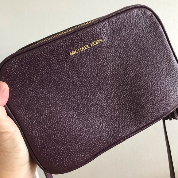 Michael Kors Ginny Crossbody - Picture 6 of 8